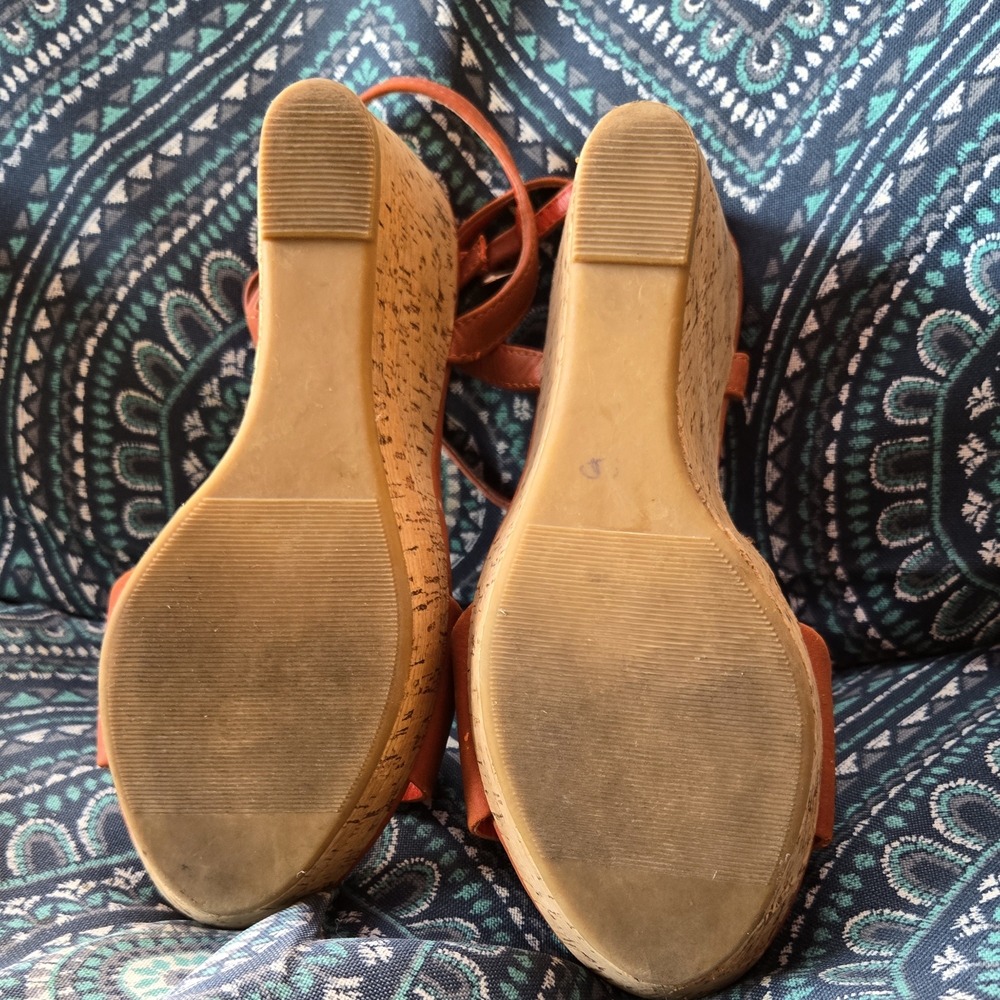 Coconuts by Matisse Burnt Orange Wedge Sandals with Cork Heel - Picture 5 of 7